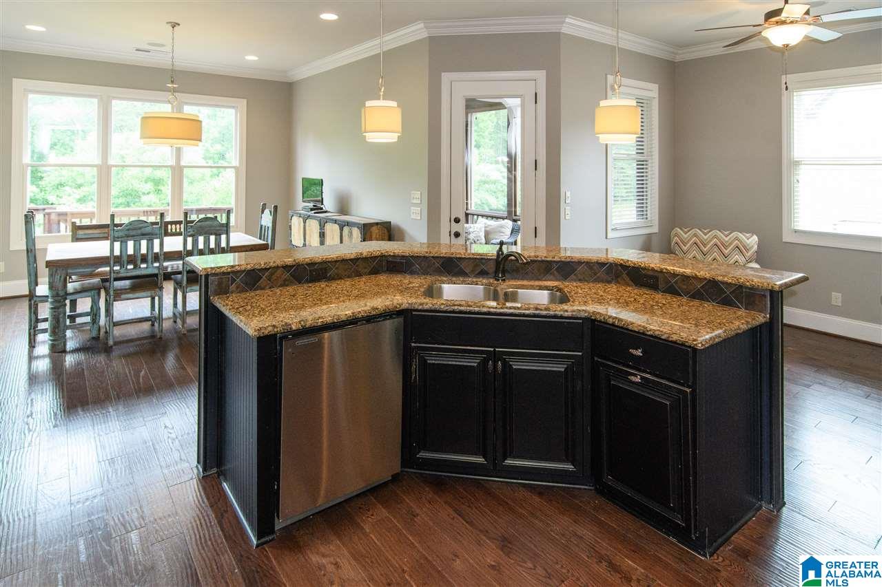 3912 Butler Springs Way Hoover, AL 35226 - Photo 10 of 50