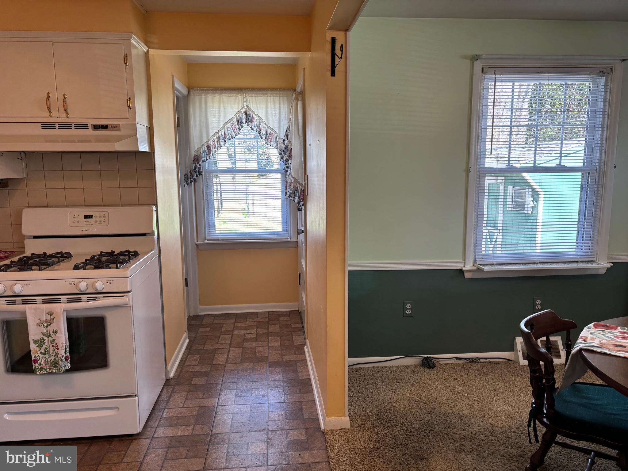 1819 Hemlock Road Lancaster, PA 17603 - Photo 10 of 53 Gallery Image 10