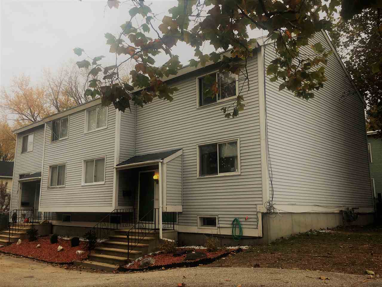 204 Calef Road Manchester, NH 03103 - Photo 2 of 40