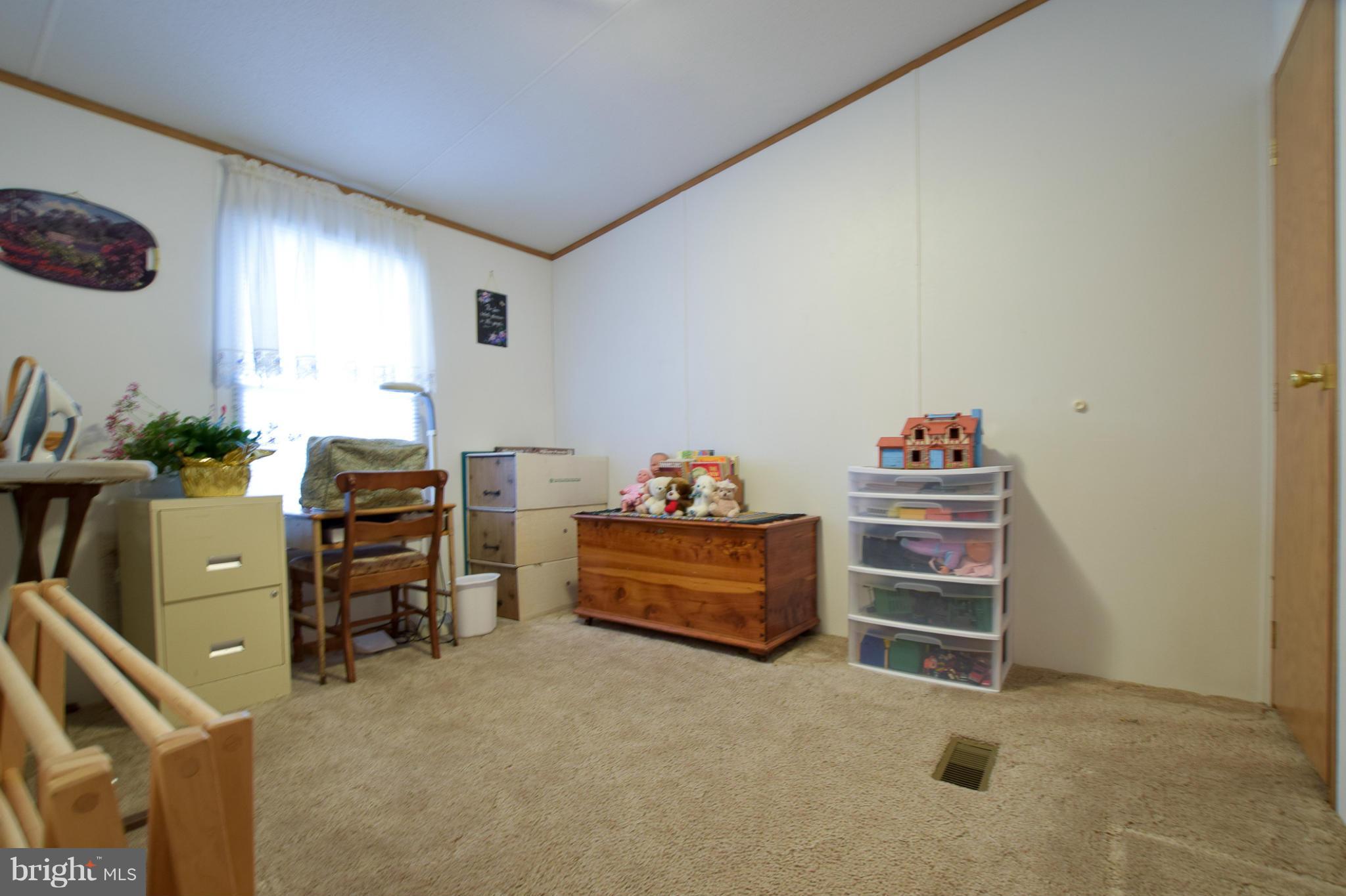 13224 Resh Road Hagerstown, MD 21740 - Photo 17 of 30 Bedroom