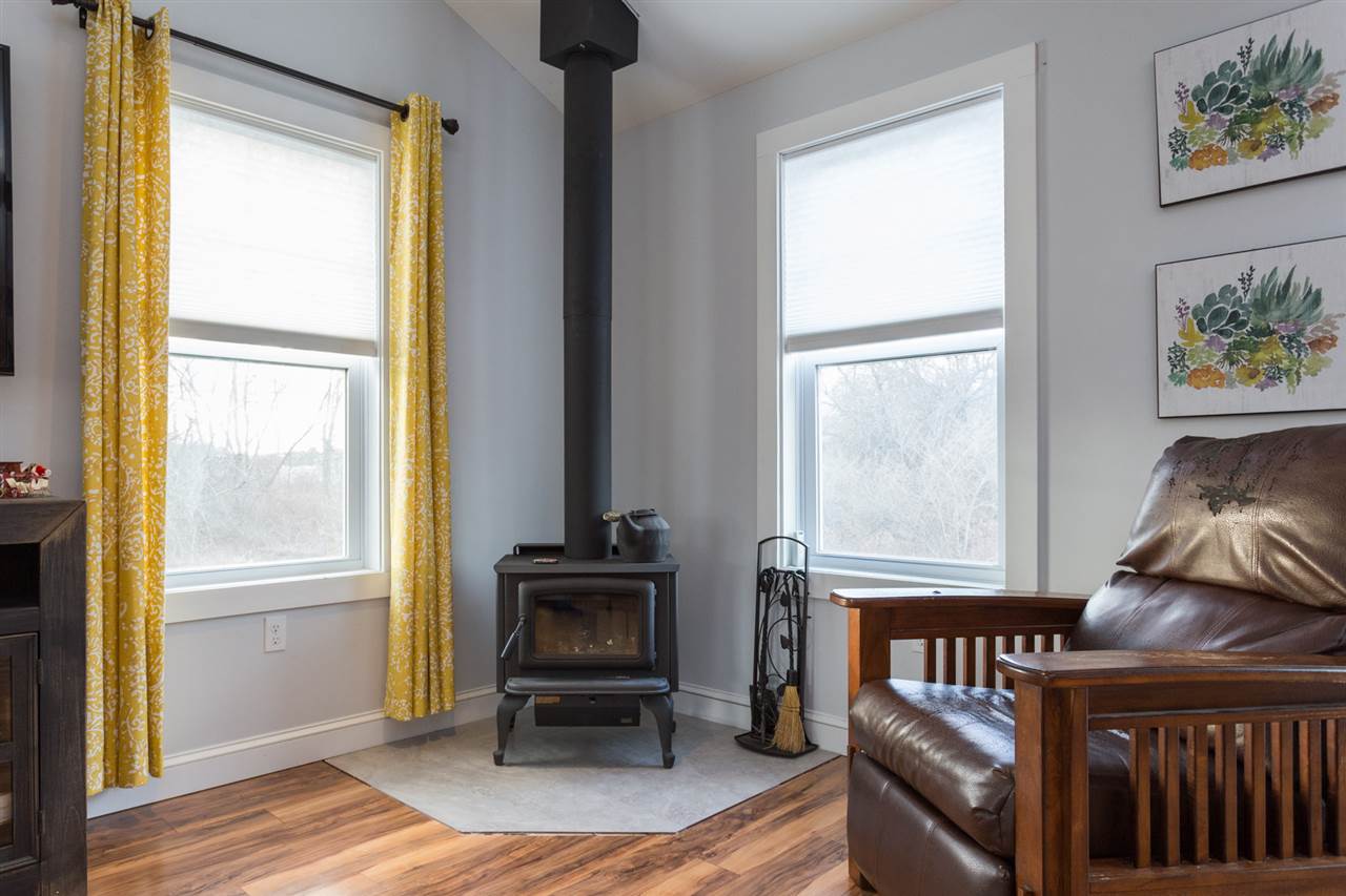 347 Meadow Road Portsmouth, NH 03801 - Photo 4 of 26 Gallery Image 4