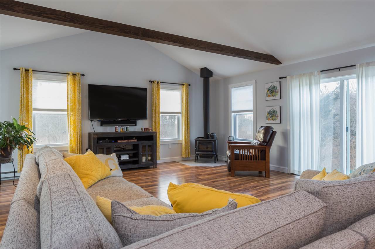 347 Meadow Road Portsmouth, NH 03801 - Photo 5 of 26 Gallery Image 5