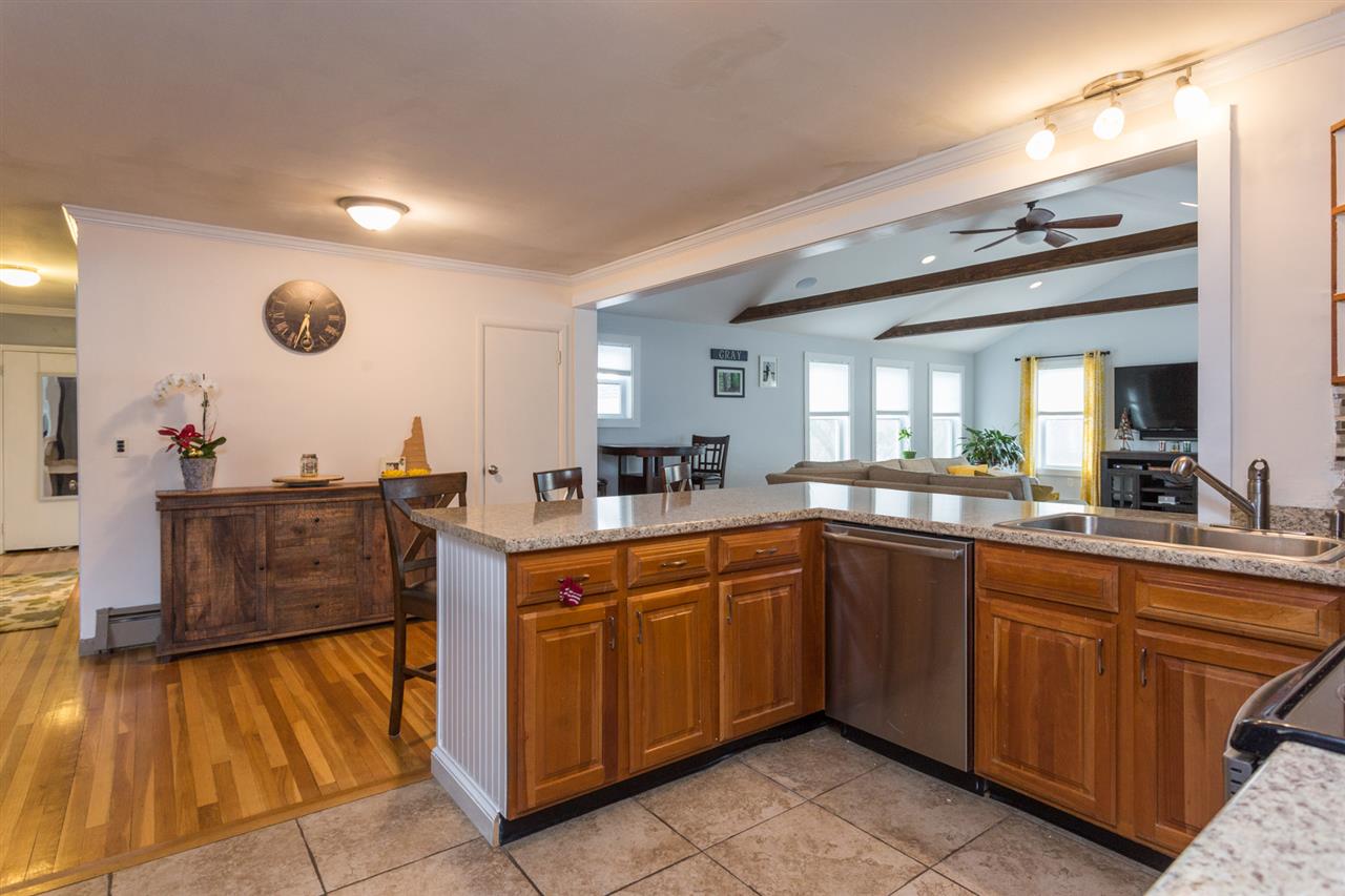 347 Meadow Road Portsmouth, NH 03801 - Photo 10 of 26 Gallery Image 10