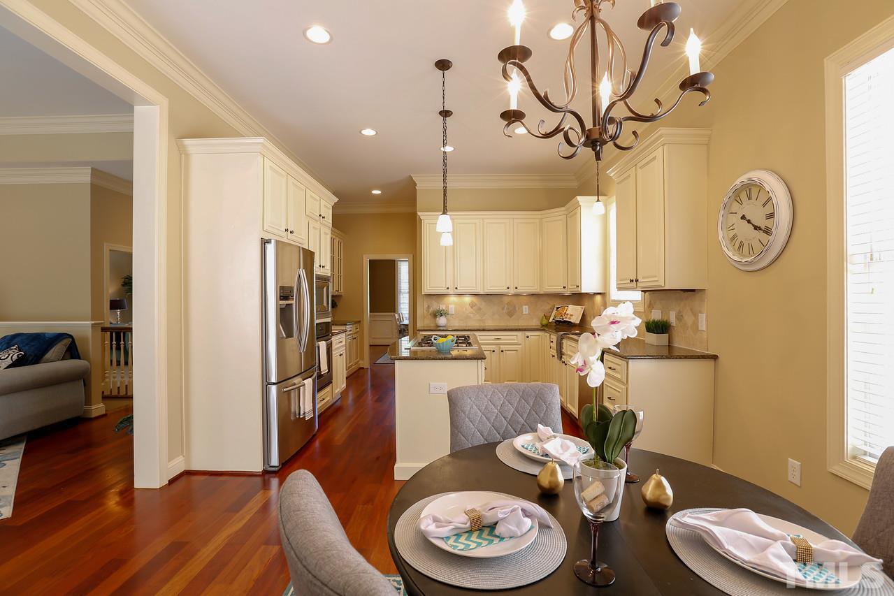 8102 Dreamy Way Raleigh, NC 27613 - Photo 7 of 30
