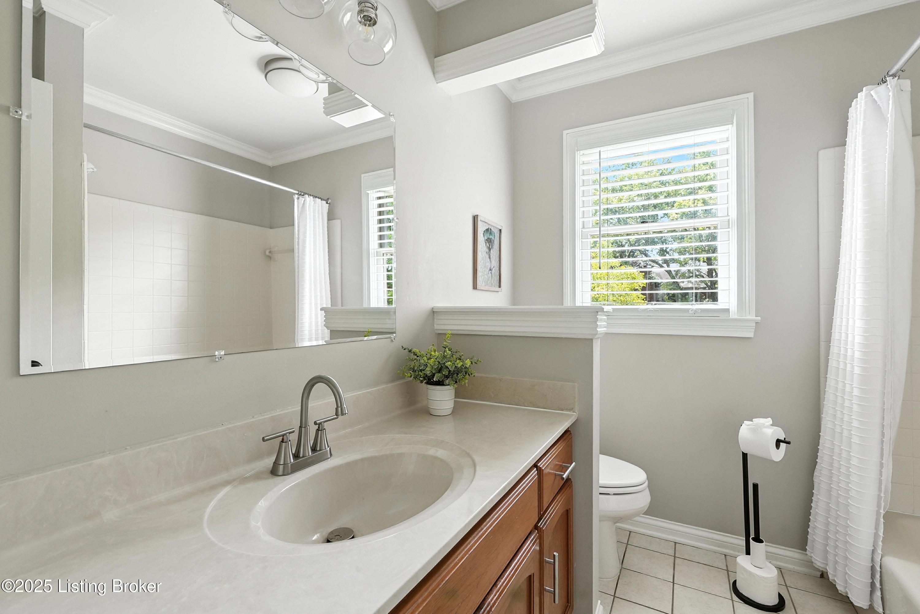 12512 Kirkham Road Louisville, KY 40299 - Photo 45 of 61 12512kirkham_louisvillerealestatemedia_2