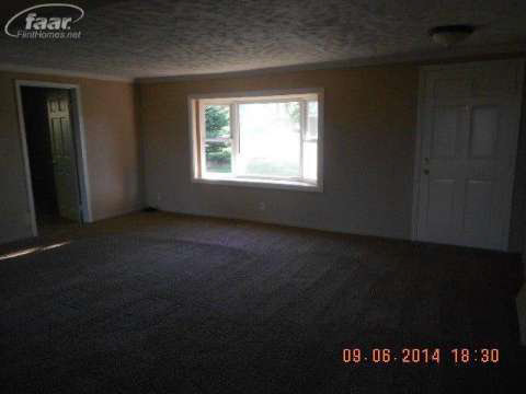 4296 Willard Road Birch Run, MI 48415 - Photo 11 of 15 20420908-10.JPG