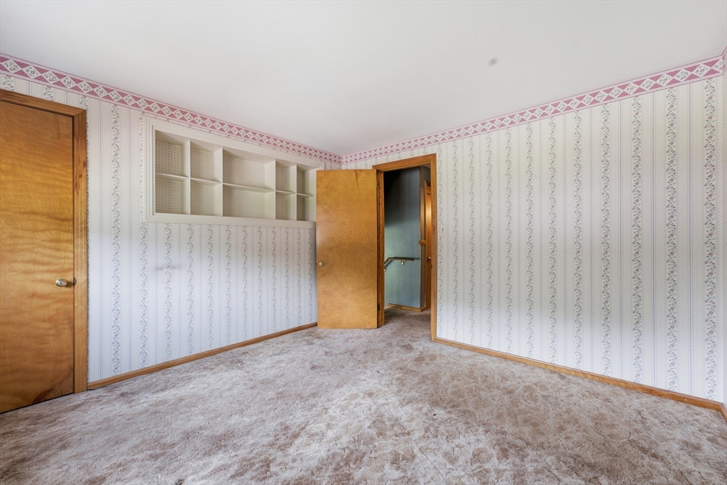 23 Old Orchard Road West Springfield, MA 01089 - Photo 21 of 41