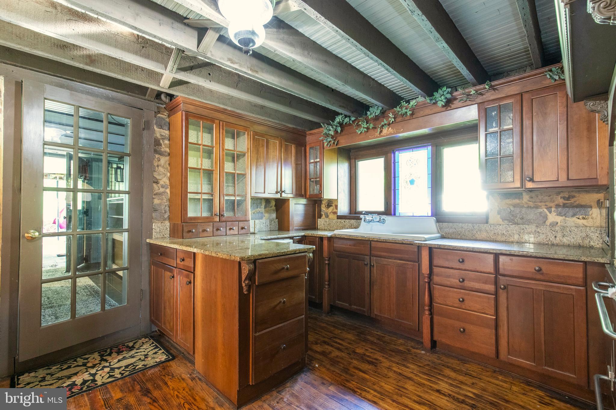 295 Hopewell Road Elverson, PA 19520 - Photo 12 of 28 Kitchen