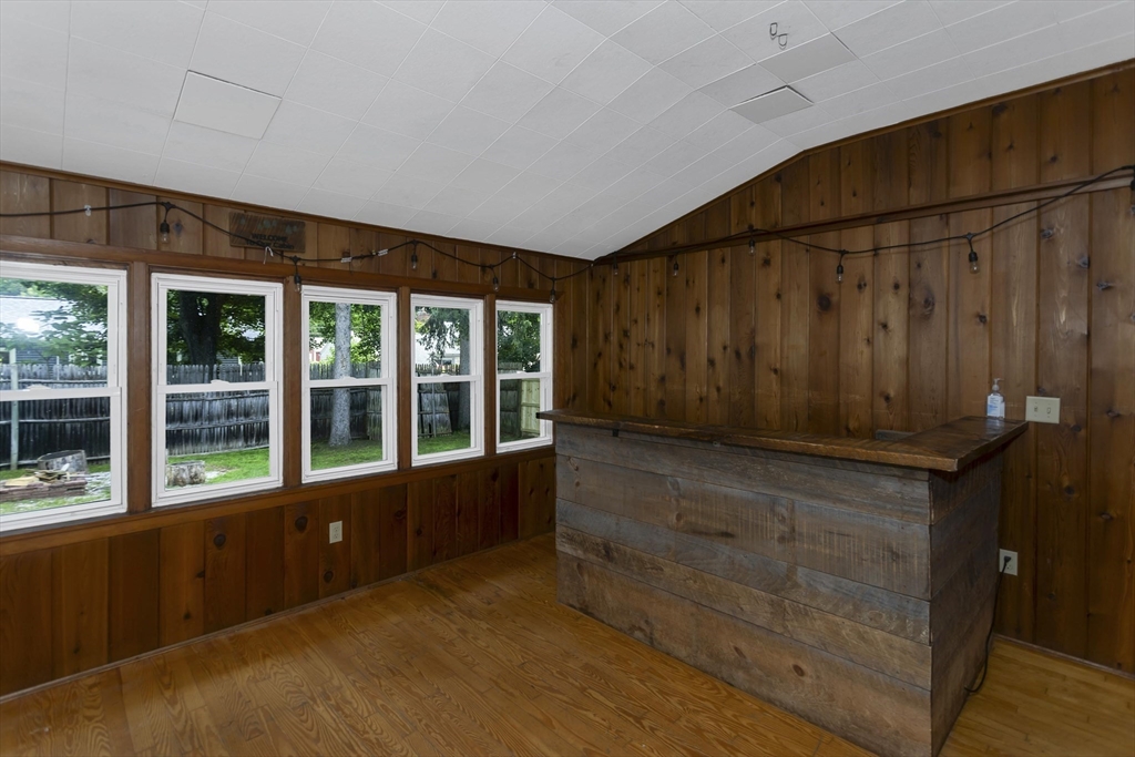 155 Old Farm Road Springfield, MA 01119 - Photo 16 of 33 Gallery Image 16
