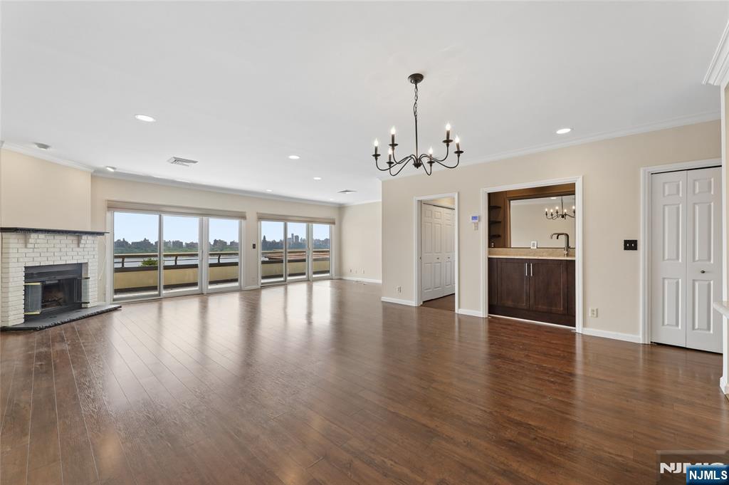 300 Gorge Road, Unit 57 Cliffside Park, NJ 07010 - Photo 11 of 31
