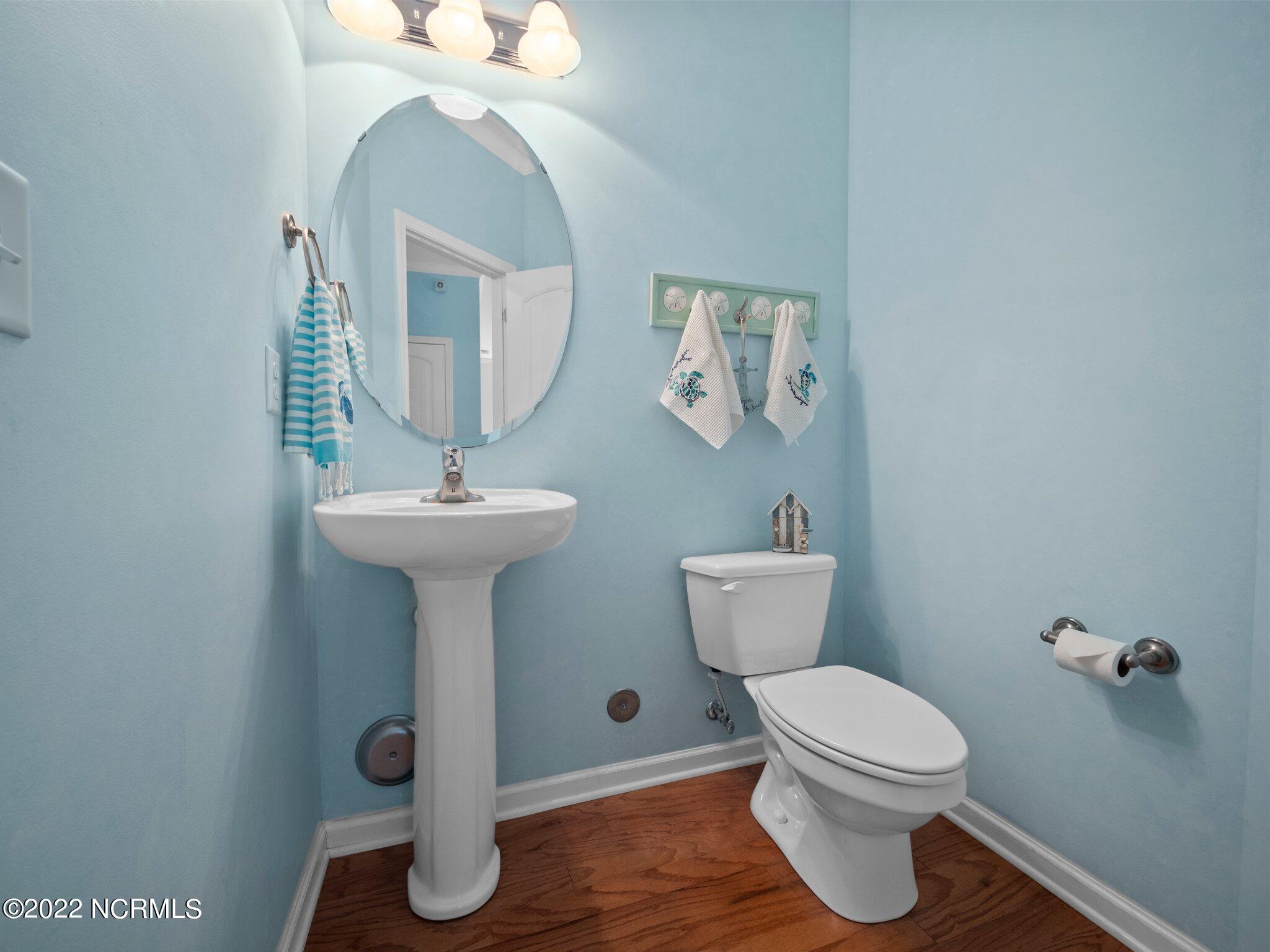 137 Roughleaf Trail Hampstead, NC 28443 - Photo 29 of 40 Half Bath