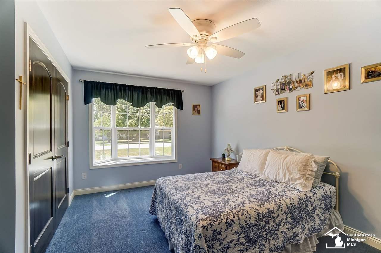 718 Pickard Road Temperance, MI 48182 - Photo 25 of 49