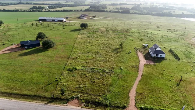 $180,000 | 334 Vineyard View Trail, Carmine, TX 78932