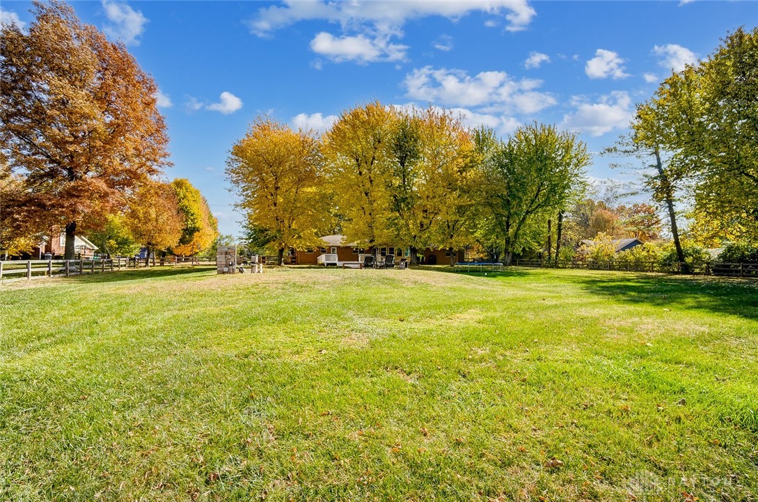 8569 Red Lion 5 Points Road Springboro, OH 45066 - Photo 12 of 60 Gallery Image 12