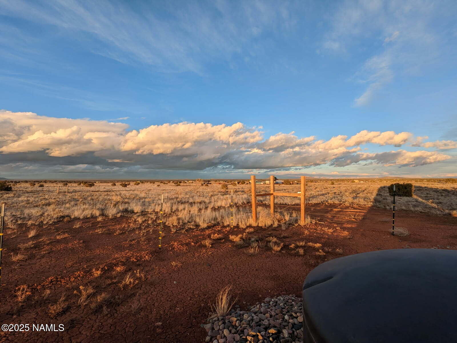 2481 Wingfield Road Williams, AZ 86046 - Photo 4 of 16 a view of city and ocean