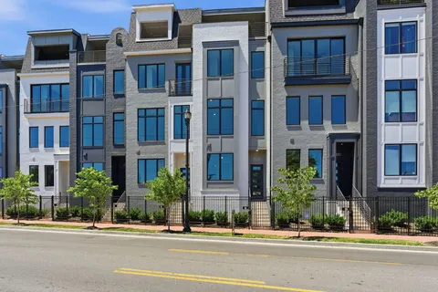 $1,195,000 | 1022 Jefferson Street, Nashville, TN 37208