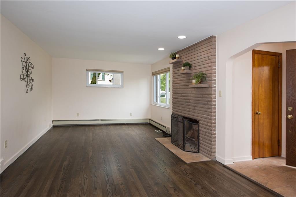 9540 Meadow Road Allison Park, PA 15101 - Photo 5 of 25 Gallery Image 5