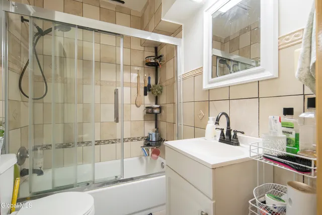 $325,000 | 872 Albany Street, Schenectady, NY 12307