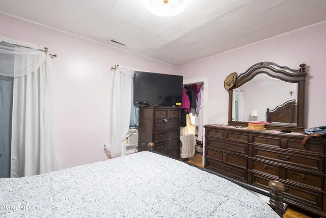 $325,000 | 872 Albany Street, Schenectady, NY 12307