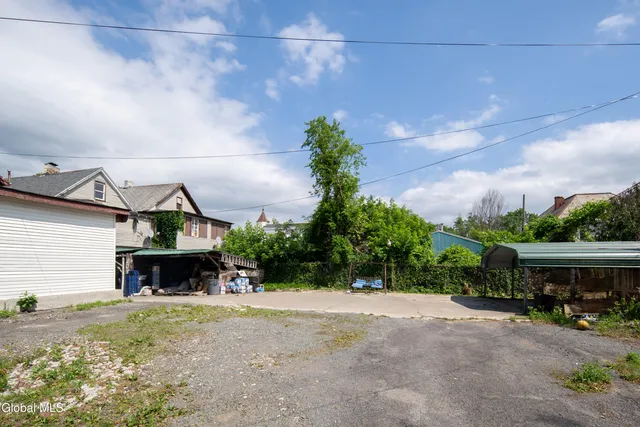 $325,000 | 872 Albany Street, Schenectady, NY 12307