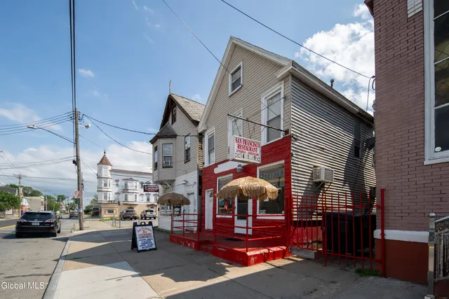 $325,000 | 872 Albany Street, Schenectady, NY 12307