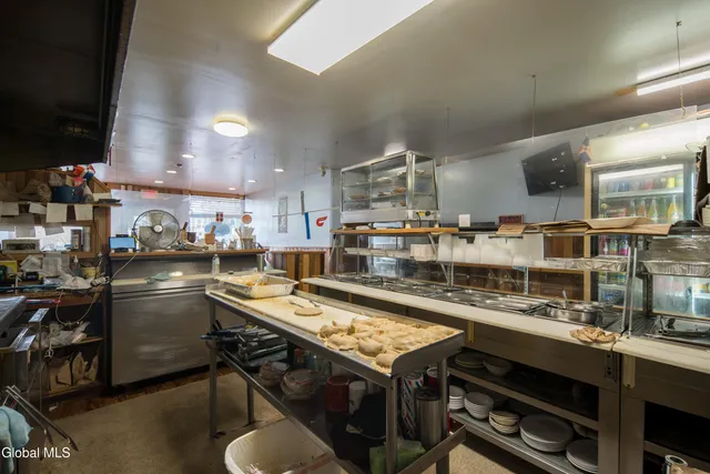 $325,000 | 872 Albany Street, Schenectady, NY 12307