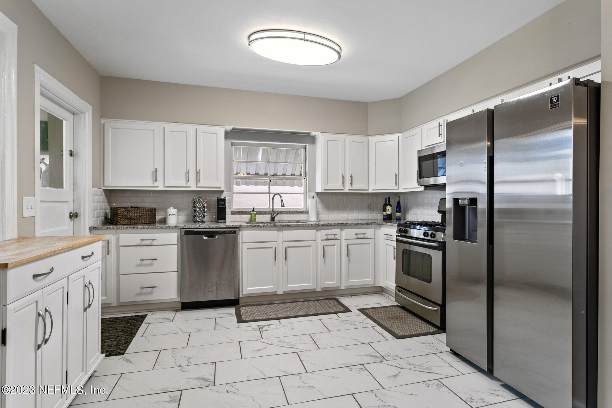 2615 Ridgewood Road Jacksonville, FL 32207 - Photo 19 of 38 Kitchen