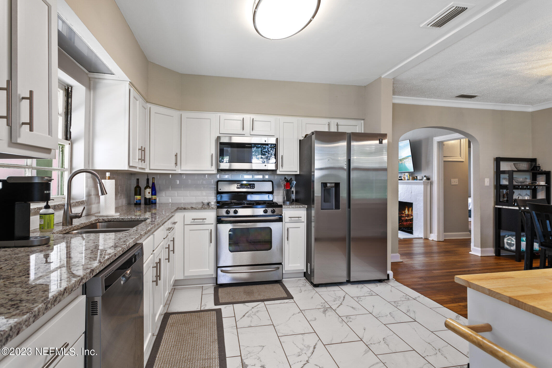 2615 Ridgewood Road Jacksonville, FL 32207 - Photo 9 of 38 Kitchen