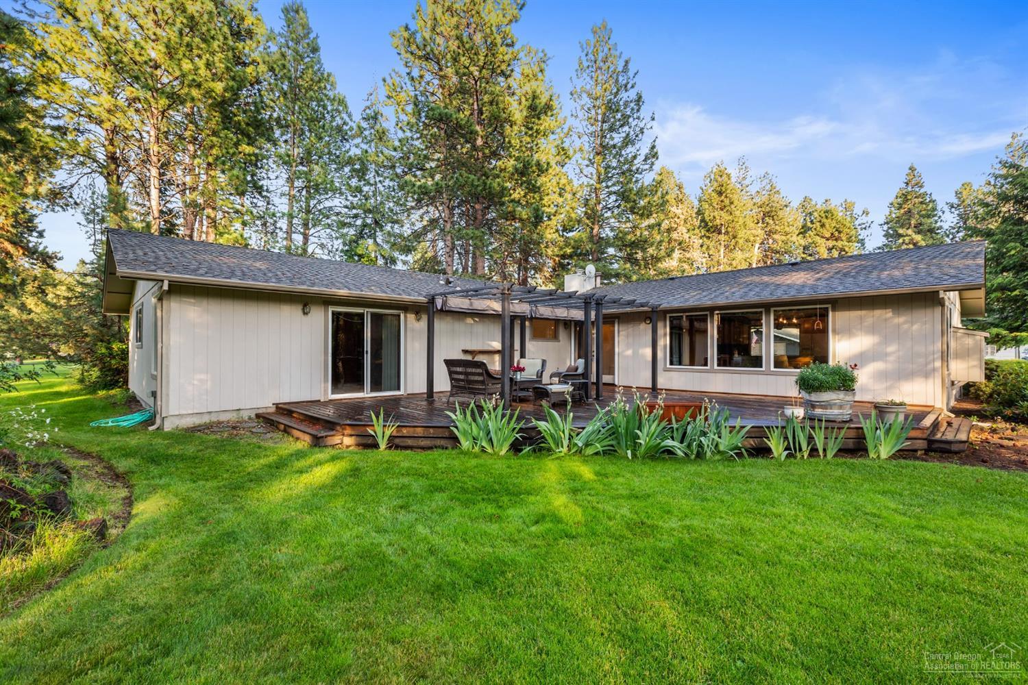 20372 Strawline Road Bend, OR 97702 - Photo 20 of 23 Additional Photo