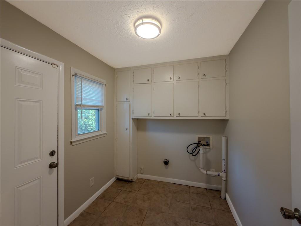 2428 Pine Springs Court Decatur, GA 30034 - Photo 16 of 42