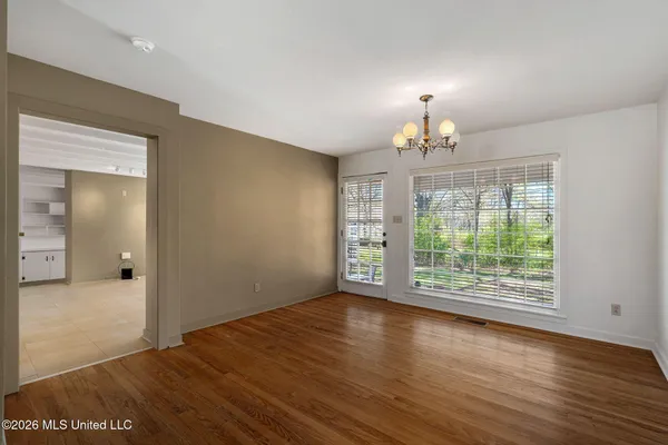 $229,000 | 1005 South Jackson Street, Brookhaven, MS 39601