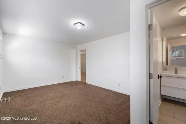 $229,000 | 1005 South Jackson Street, Brookhaven, MS 39601