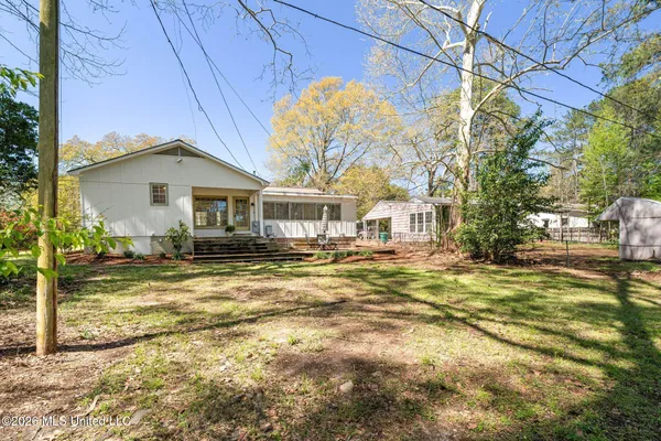 $229,000 | 1005 South Jackson Street, Brookhaven, MS 39601