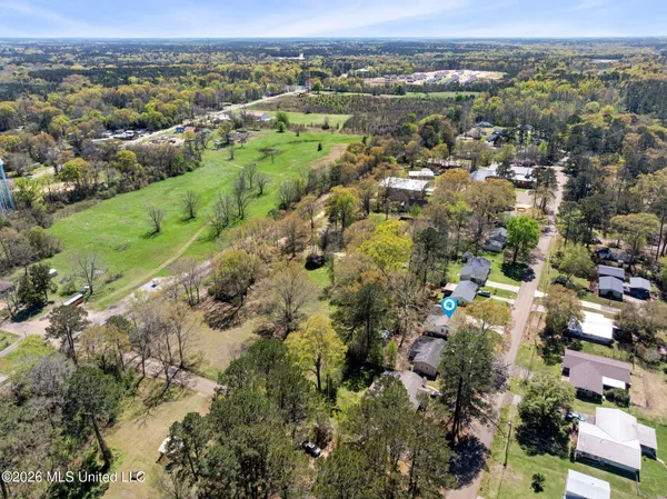 $229,000 | 1005 South Jackson Street, Brookhaven, MS 39601