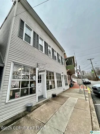 $575,000 | 507 Delaware Avenue, Portland, PA 18343