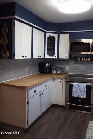 $209,000 | 47 Mcclellan Avenue, Amsterdam, NY 12010