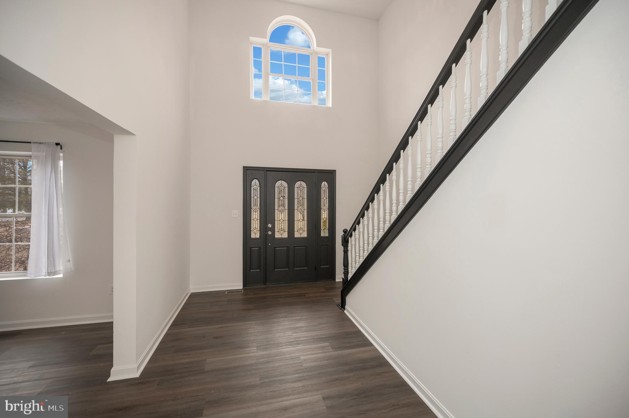 8099 Burr Hill Road Rhoadesville, VA 22542 - Photo 24 of 87 2 story foyer