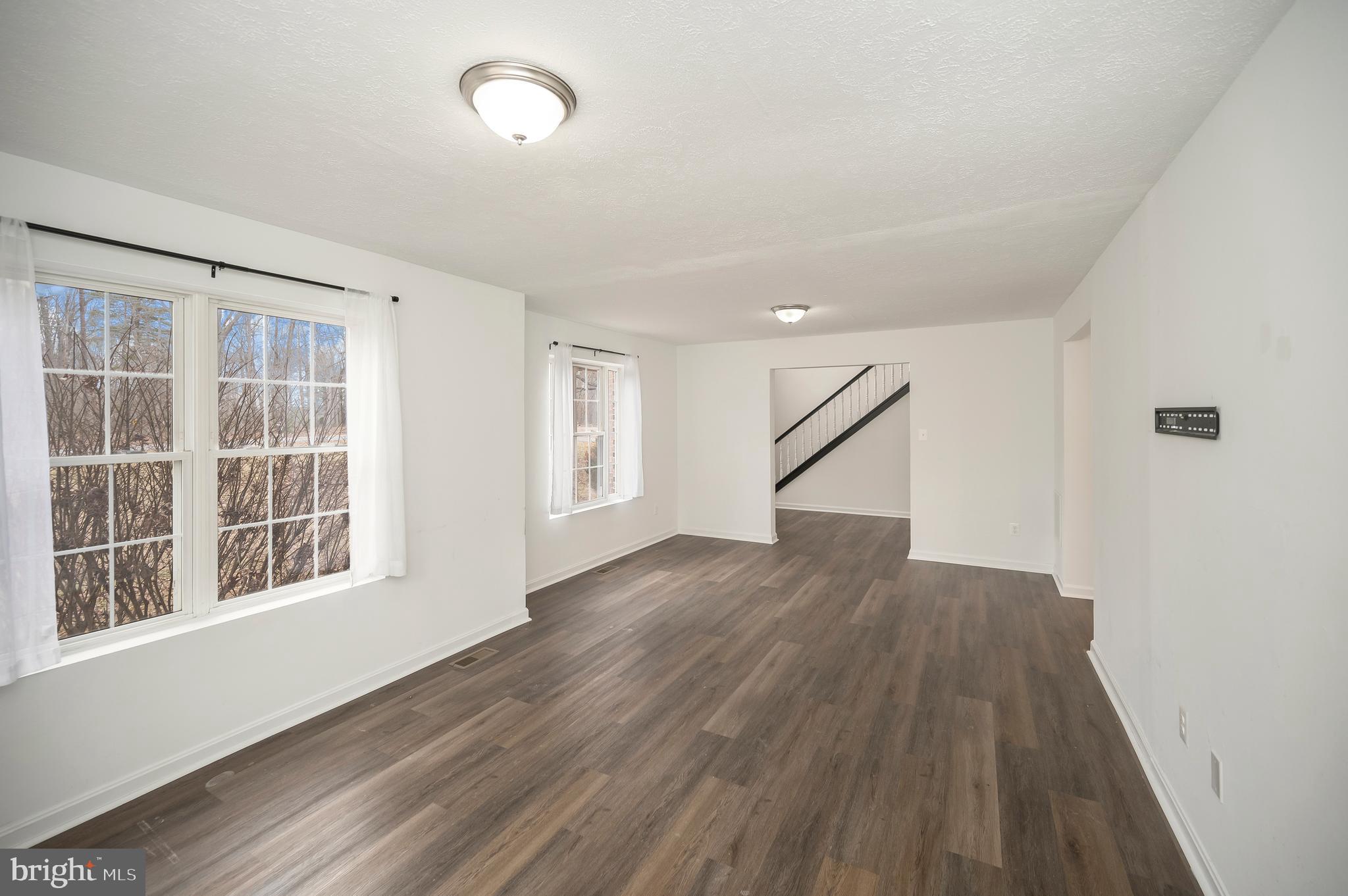 8099 Burr Hill Road Rhoadesville, VA 22542 - Photo 26 of 87 Family Room