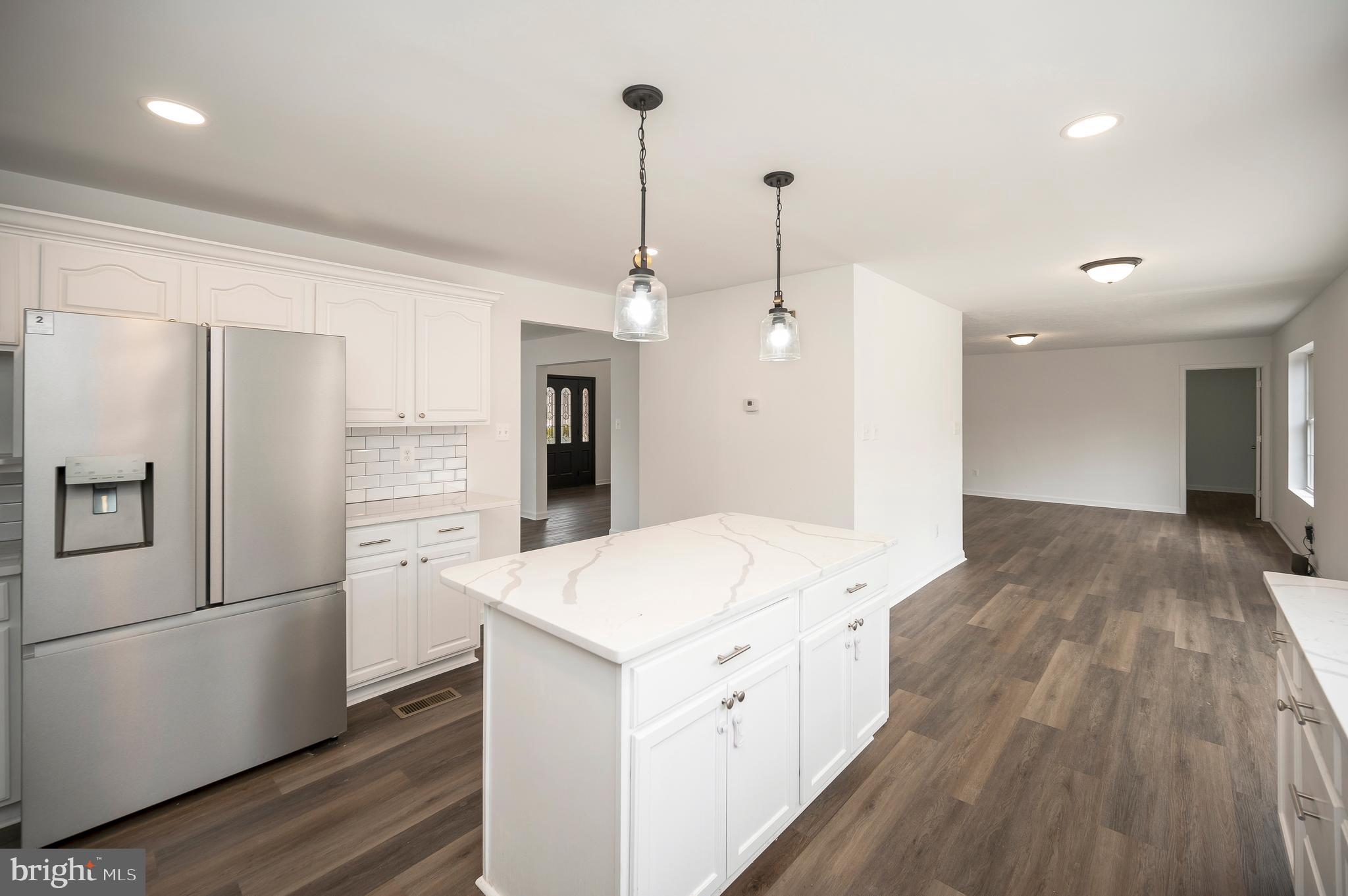 8099 Burr Hill Road Rhoadesville, VA 22542 - Photo 6 of 87 Large center island