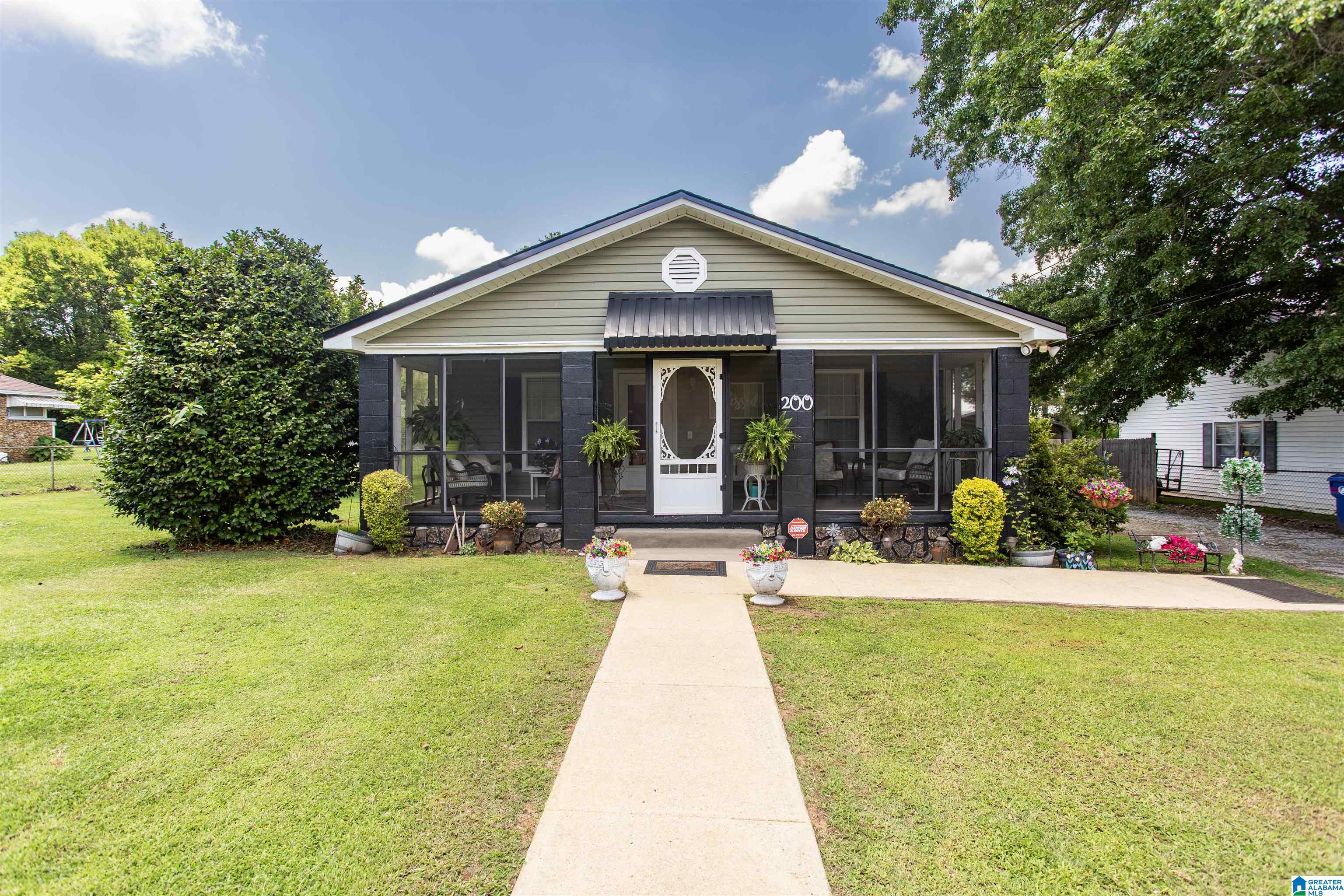 200 Mountainview Road Anniston, AL 36201 - Photo 1 of 26