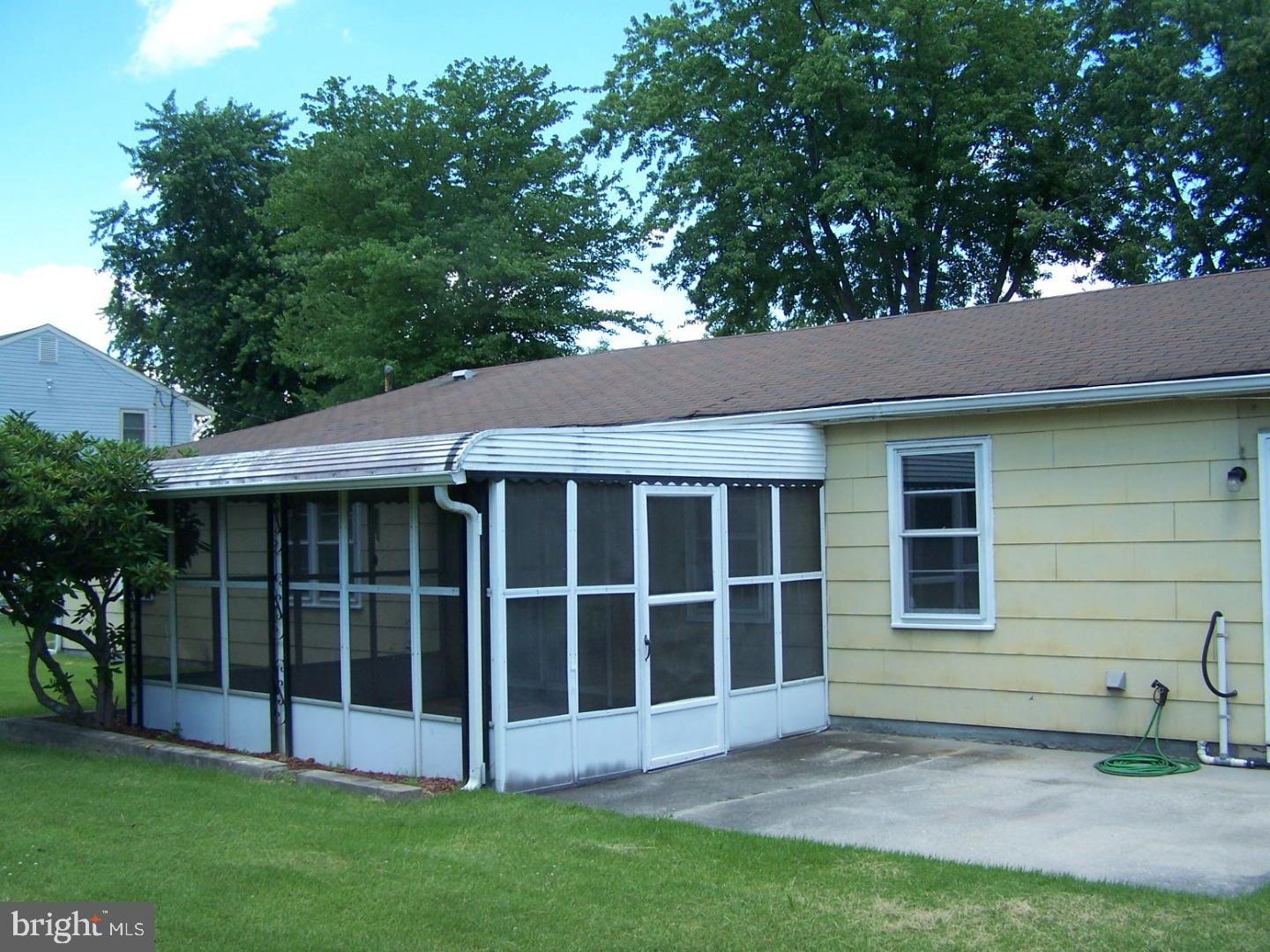 639 Wilby Road Sicklerville, NJ 08081 - Photo 3 of 9 Gallery Image 3
