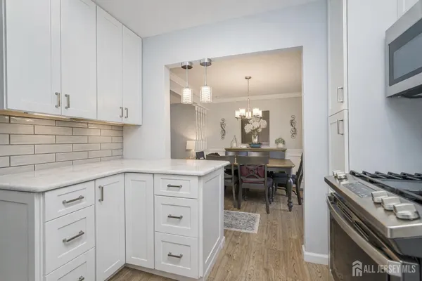 $670,000 | 22 Meyer Road, Edison, NJ 08817