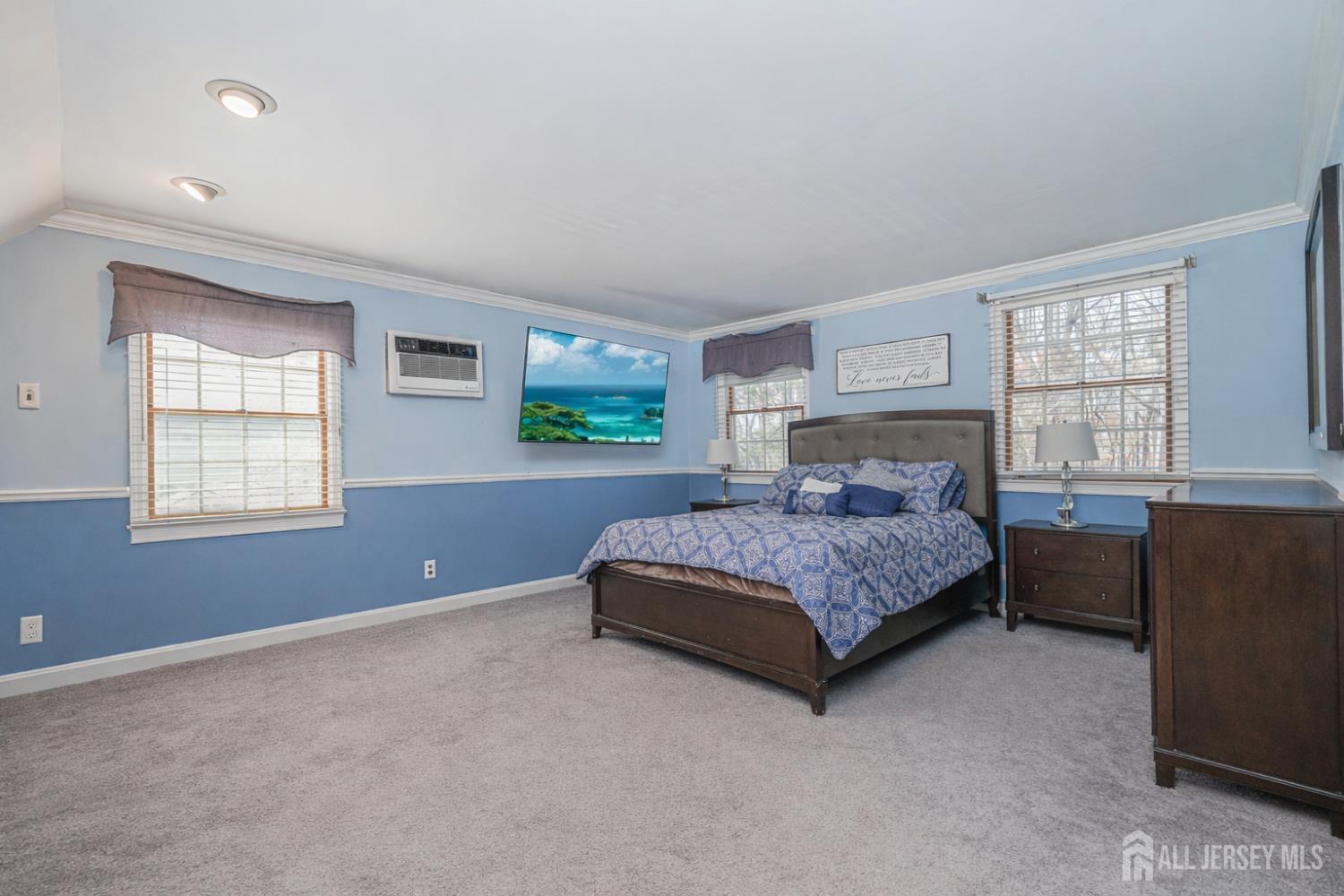 22 Meyer Road Edison, NJ 08817 - Photo 28 of 39