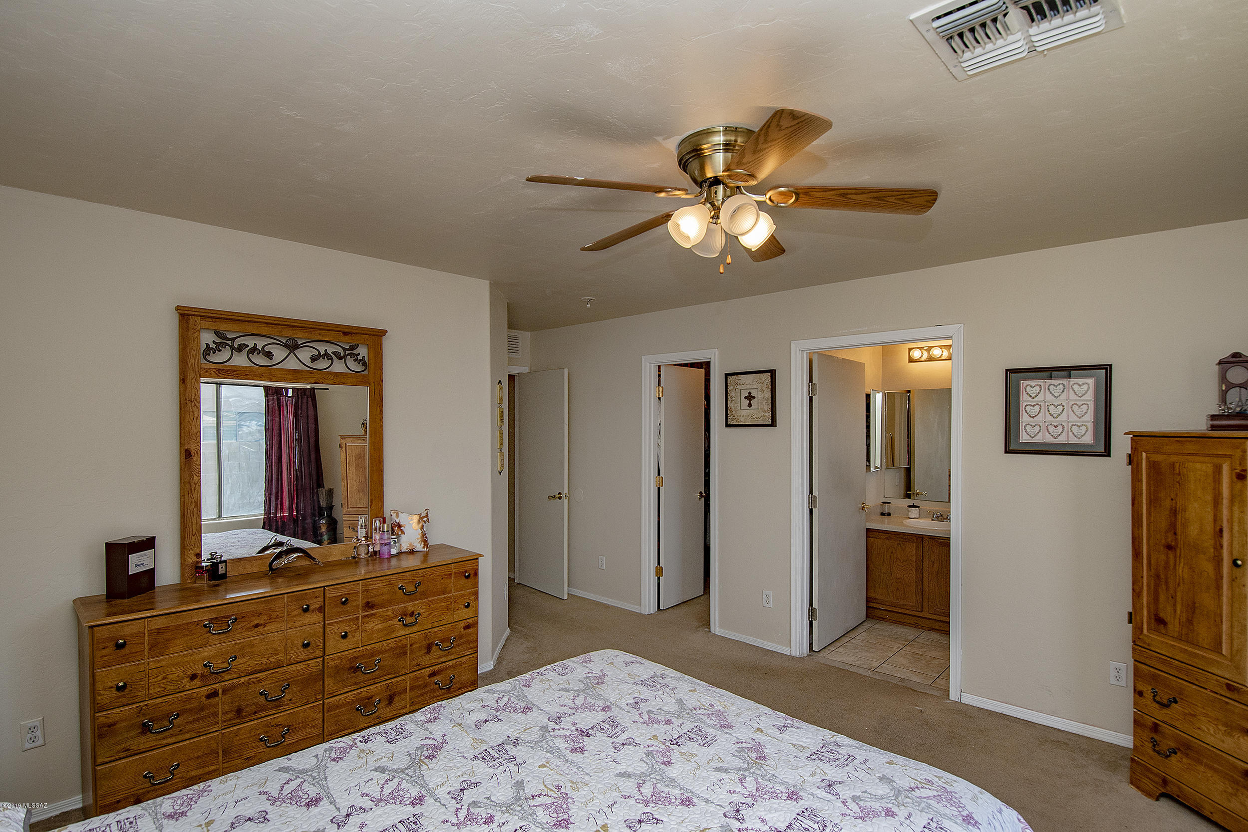 4376 South Valley Road Tucson, AZ 85714 - Photo 5 of 31