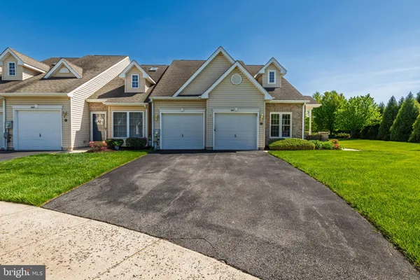 $359,900 | 467 Sweetman Drive, Bear, DE 19701