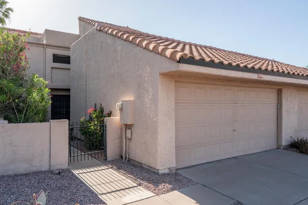$2,250 | 1656 North Sierra Vista Drive, Tempe, AZ 85288
