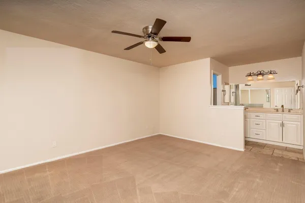 $2,250 | 1656 North Sierra Vista Drive, Tempe, AZ 85288