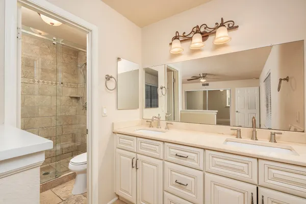 $2,250 | 1656 North Sierra Vista Drive, Tempe, AZ 85288