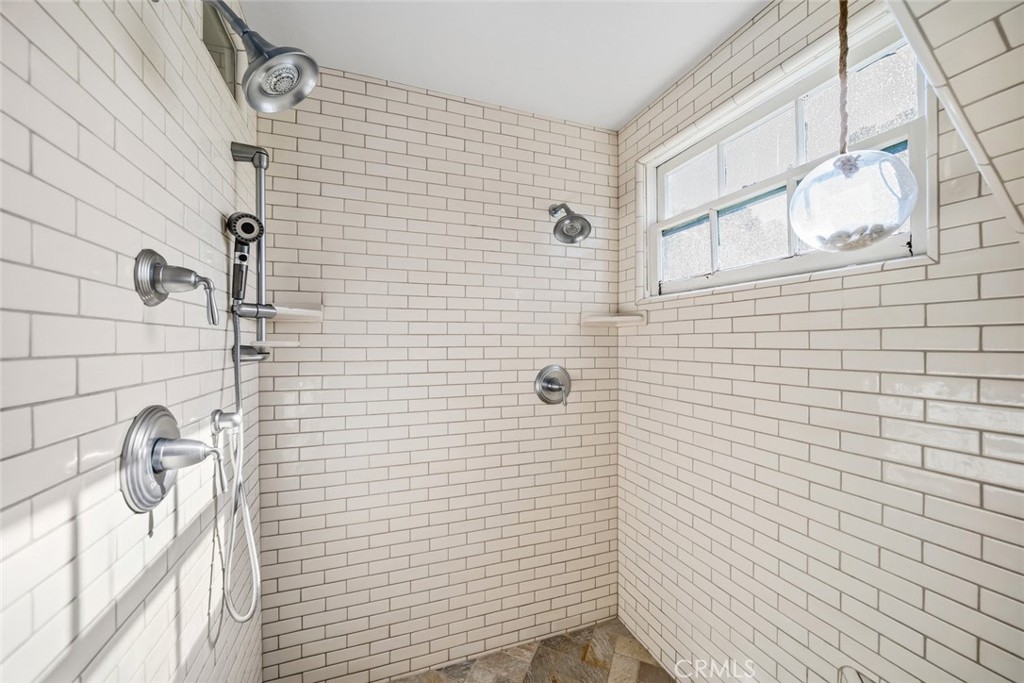 12250 San Antonio Road Atascadero, CA 93422 - Photo 31 of 46 a bathroom with a shower