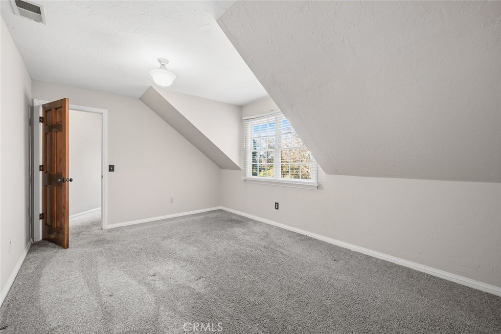 12250 San Antonio Road Atascadero, CA 93422 - Photo 41 of 46 an empty room with windows